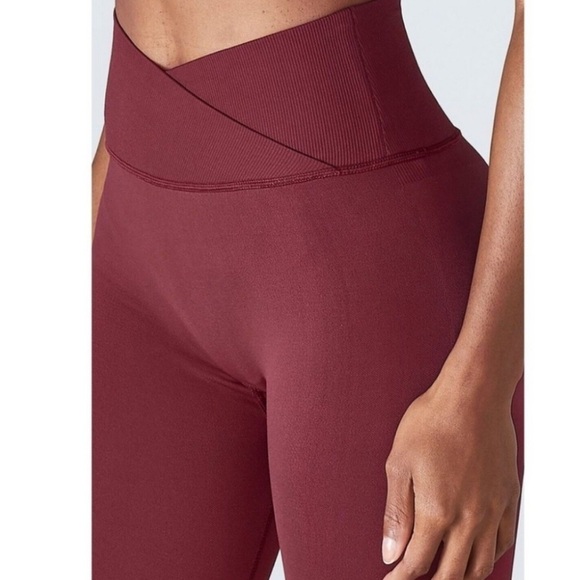 Shefit Black Cherry Seamless Leggings US Size 18/Shefit Size 2Luxe - Picture 2 of 16